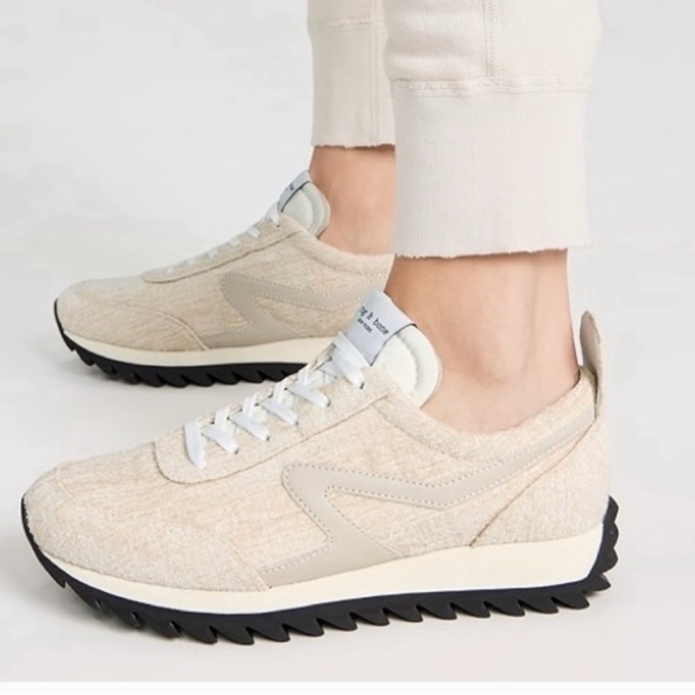 Stylish Beige Women's Sneakers